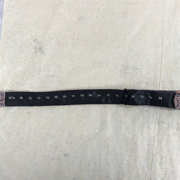 Tommy Hilfiger Bow Tie - Picture 4 of 4